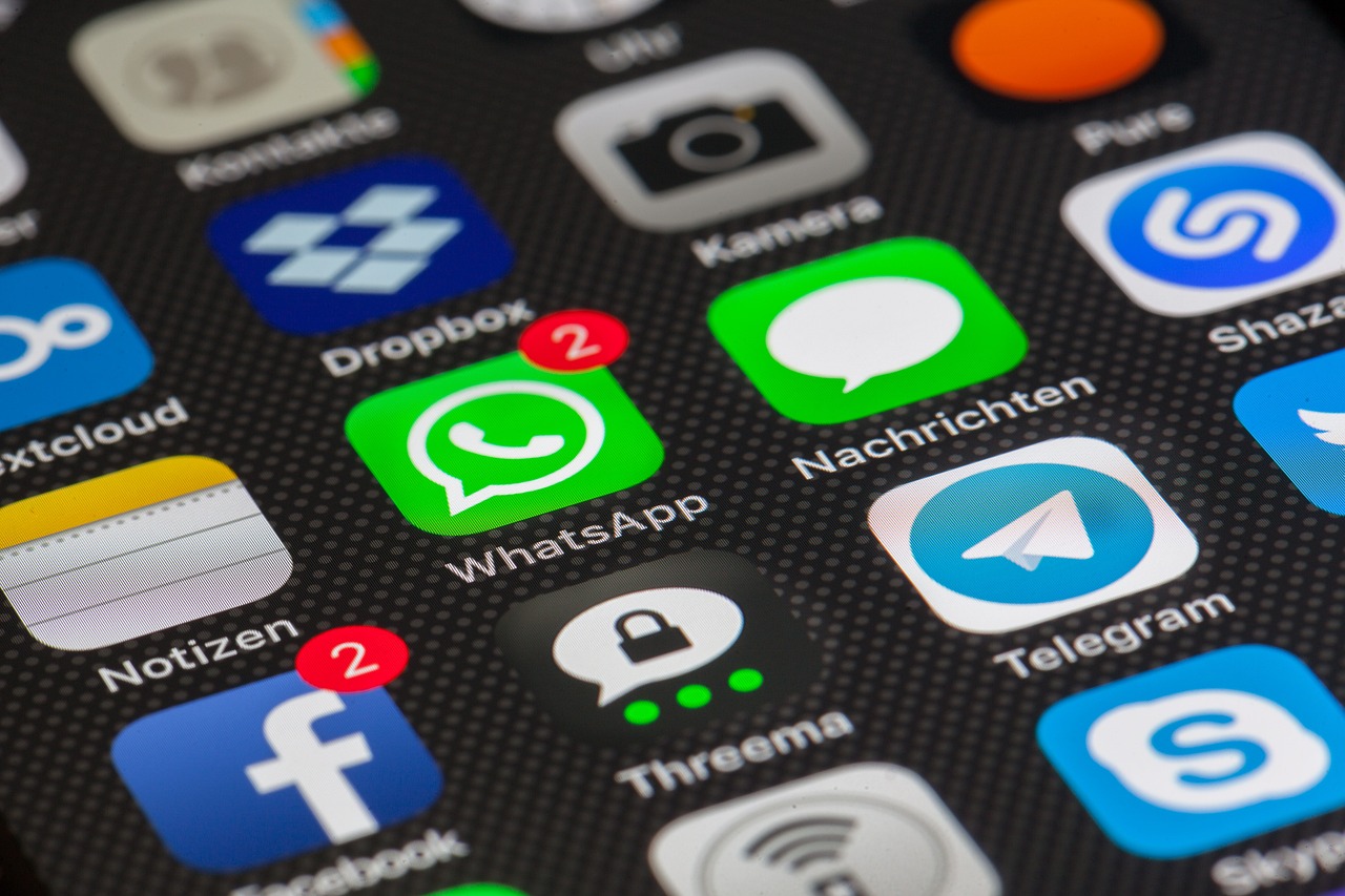 explore the dynamic world of social media where connections, trends, and creativity converge. discover tips, strategies, and insights to enhance your online presence and engage effectively with your audience.