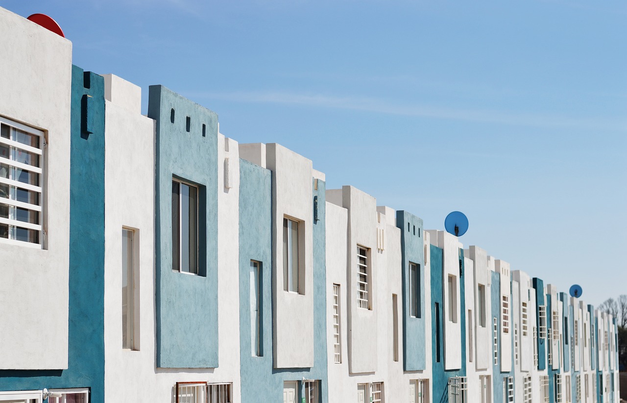discover the latest trends, tips, and insights in the housing market. whether you're buying, selling, or renting, explore expert advice to make informed decisions about your next home.